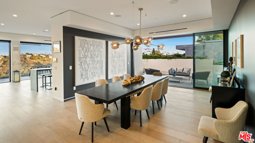 1200 Linda Flora Drive