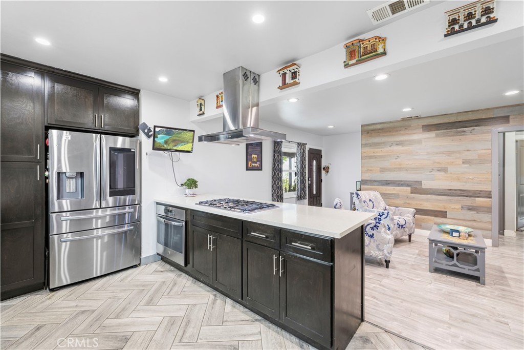 15517 S Denver