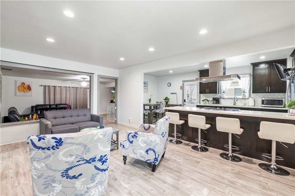 15517 S Denver