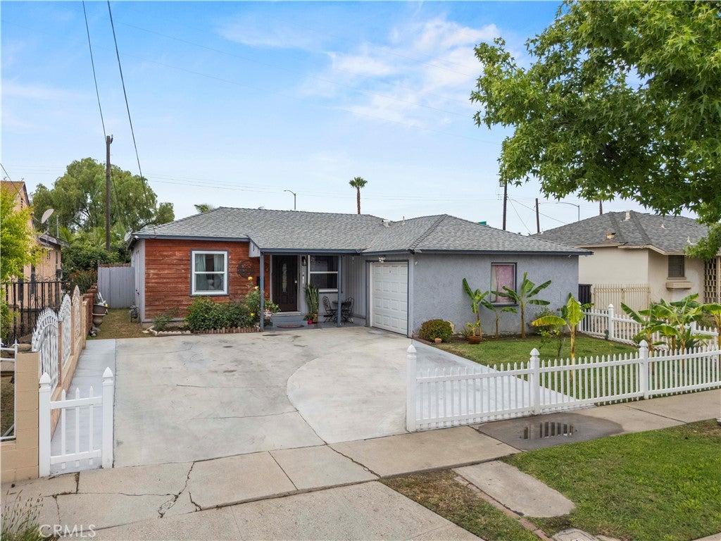 15517 S Denver