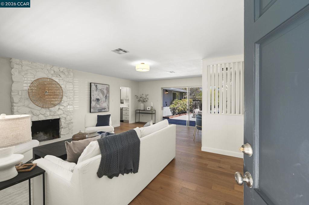 98 Sylvia Dr