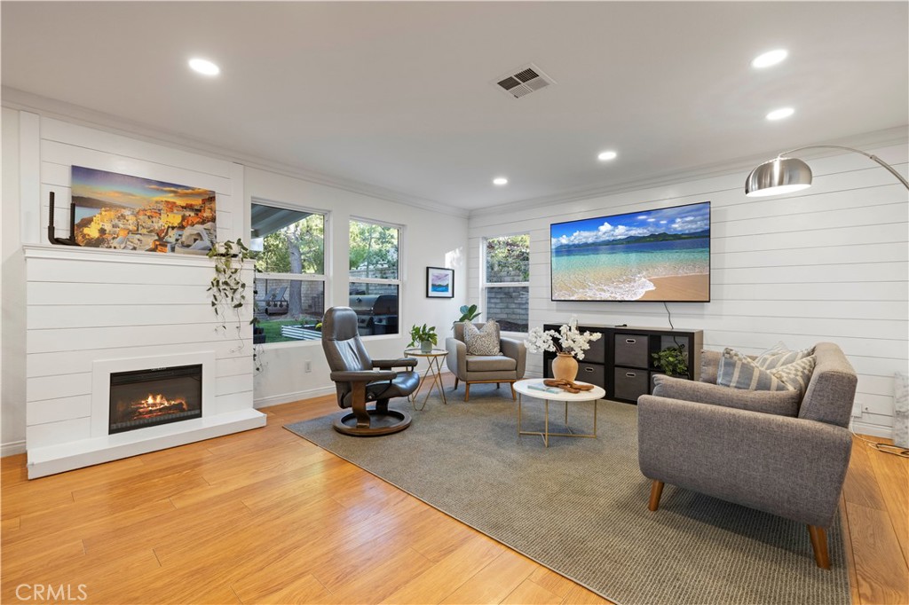 Crest at Hasley Hills (CRHH) - Residential
