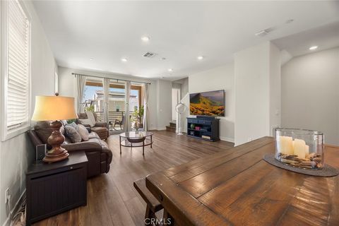 204 Keeper Irvine CA 92618