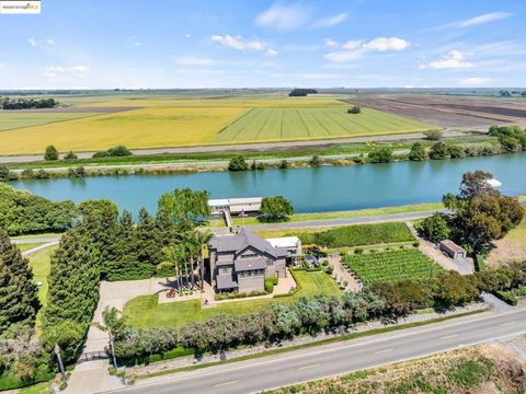 17035 TERMINOUS RD Isleton CA 95641