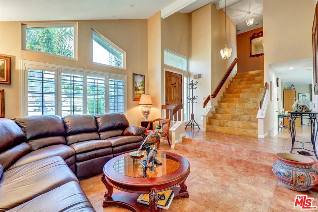 28682 Avenida Del Caballo