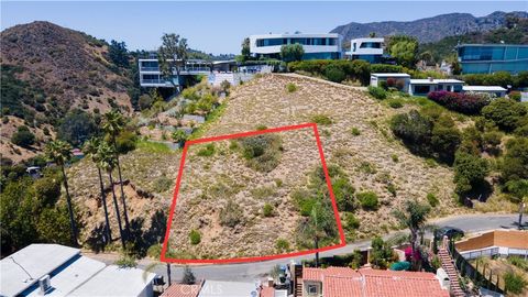 Photo of 0 Quebec Drive, Hollywood Hills East, CA 90068 (MLS # SR25153927)