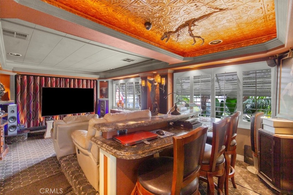 300 N Rampart St 158