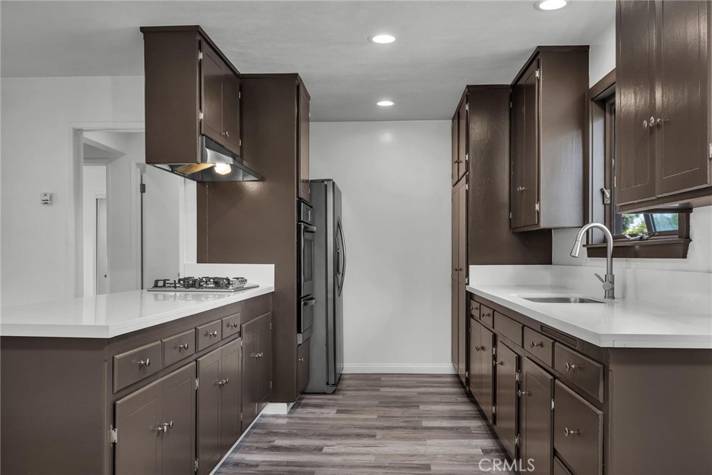 727 S Elvira Avenue