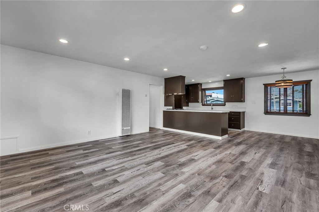 727 S Elvira Avenue