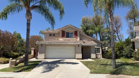Photo of 32166 Via Arias, Temecula, CA 92592 (MLS # SW26165815)