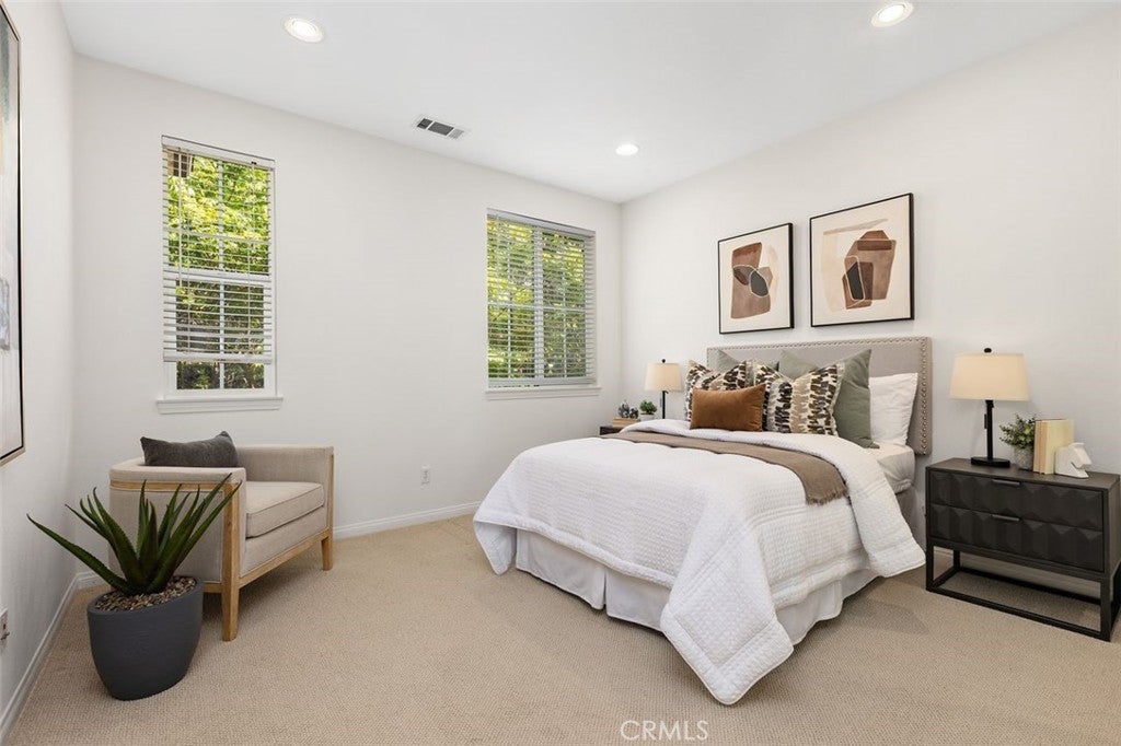 152 Treehouse, Irvine CA 92603 - Photo 20