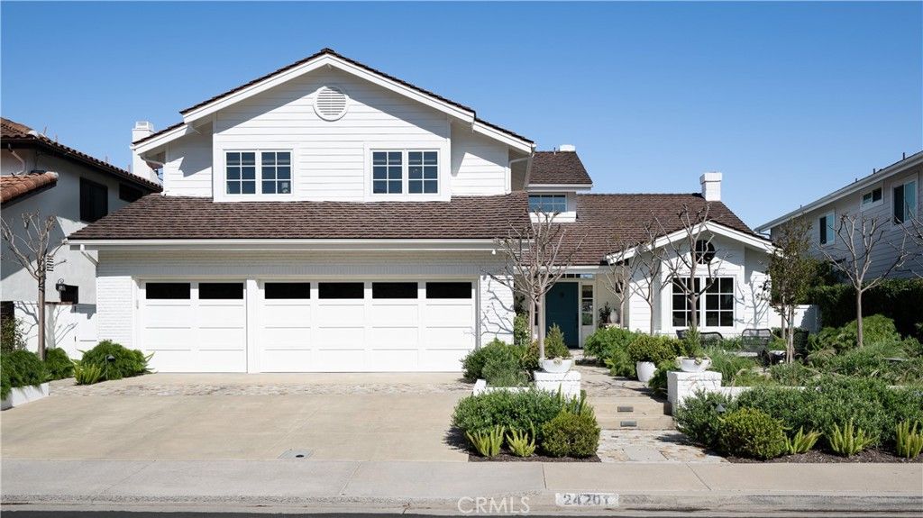 Photo of 24201 Cascades Dr, Laguna Niguel, CA 92677 (MLS # OC26068201)