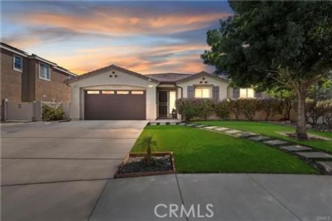 Photo of 39366 11th St W, Palmdale, CA 93551 (MLS # SR25250957)