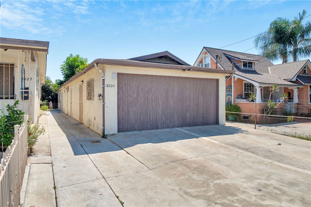 8024 Crockett Boulevard