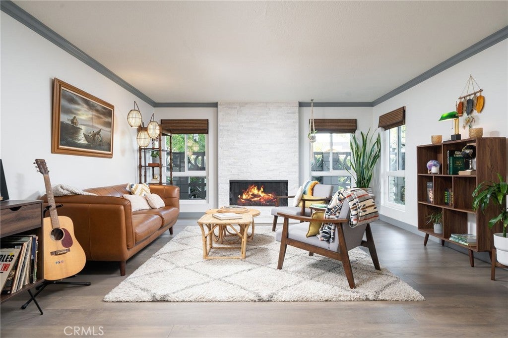 2129 N San Marcos Place