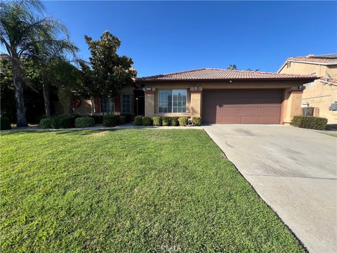Photo of 2664 La Morada DR, Rialto, CA 92377 (MLS # CV26207975)