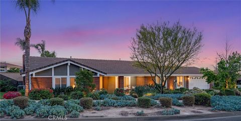 Photo of 2120 Capuchin Way, Claremont, CA 91711 (MLS # CV26085218)