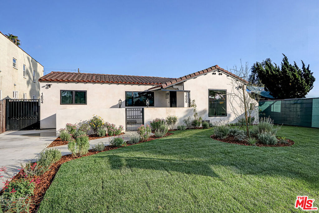 1606 S Orange Grove Avenue