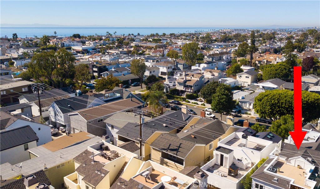 Corona del Mar North of PCH (CNHW) - Residential