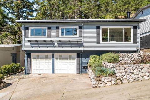 Photo of 1135 Valencia Way, Pacifica, CA 94044 (MLS # ML82039649)