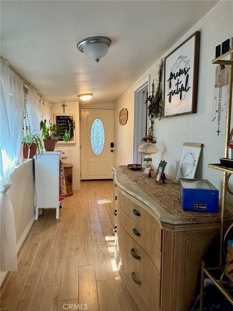 Photo of 17713 Valley Trail Trl, Lake Hughes, CA 93532 (MLS # SR25219413) Photo of 17713 Valley Trail Trl, Lake Hughes, CA 93532 (MLS # SR25219413)