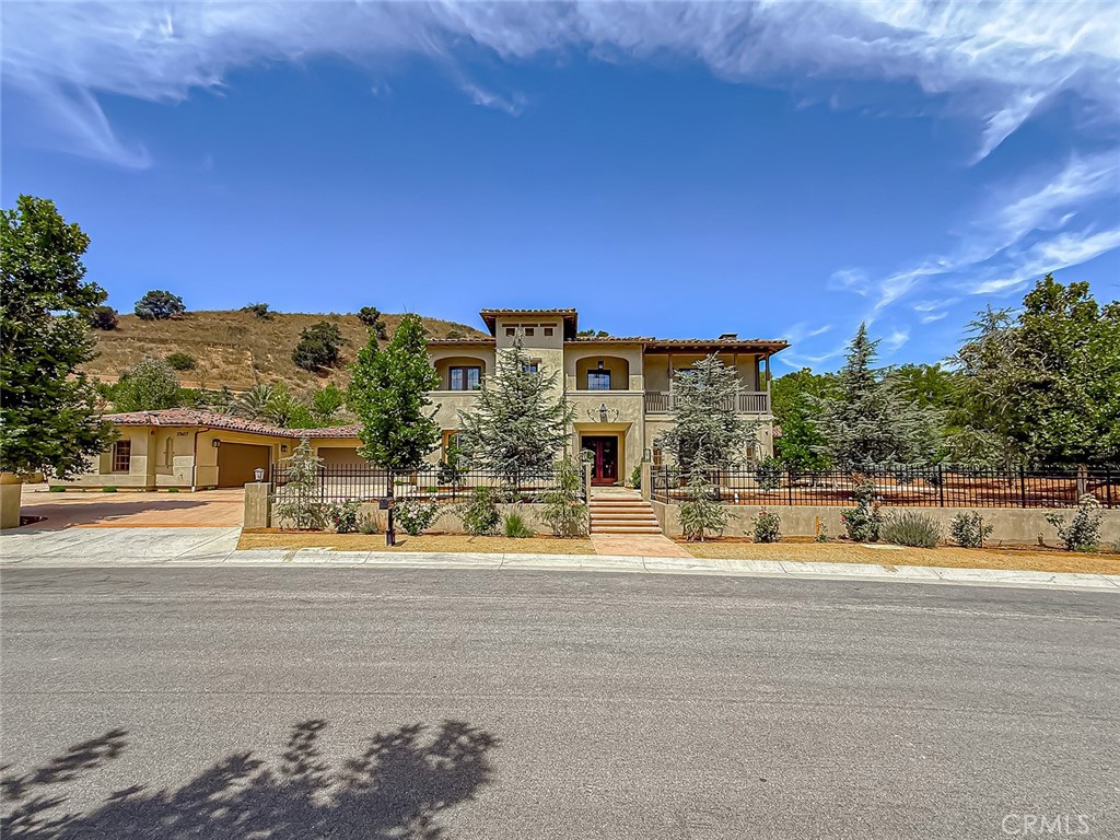 Properties 2 27417 Park Vista Road