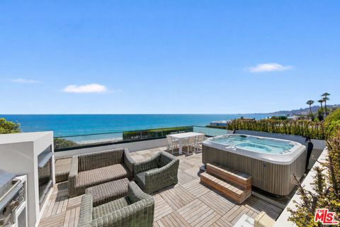 Photo of 22065 Pacific Coast Highway #1, Malibu, CA 90265 (MLS # 25543171)