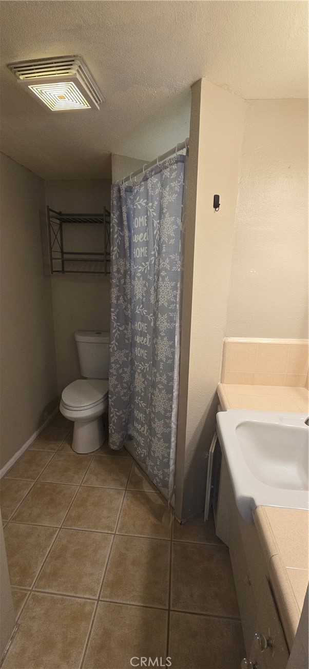 unknown - Residential Lease