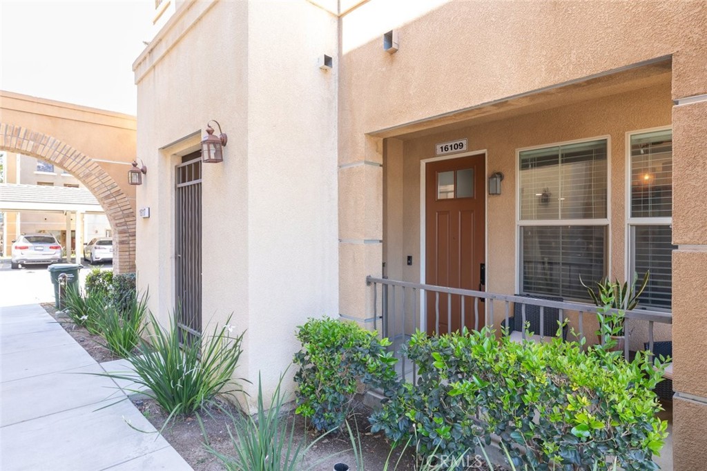 16109 Gables