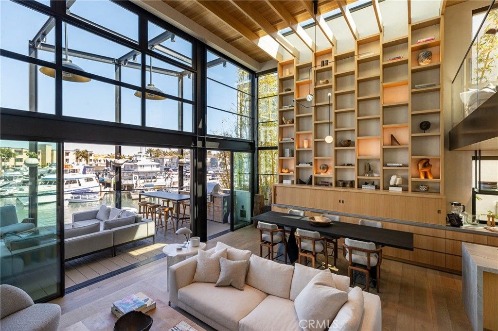 Photo of 2910 Lafayette Avenue, Newport Beach, CA 92663 (MLS # NP25219498)