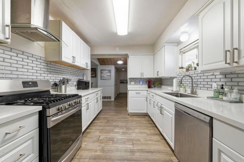 646 El Rancho Dr