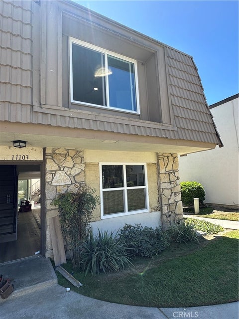 Photo of 11103 La Naranja Court, Fountain Valley, CA 92708 (MLS # SW26194947)