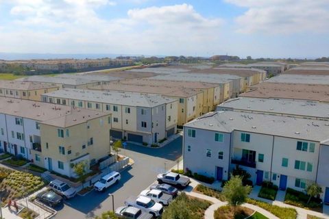 Tiny photo for 5495 Seacliff Place #116, San Diego, CA 92154 (MLS # PTP2601767)