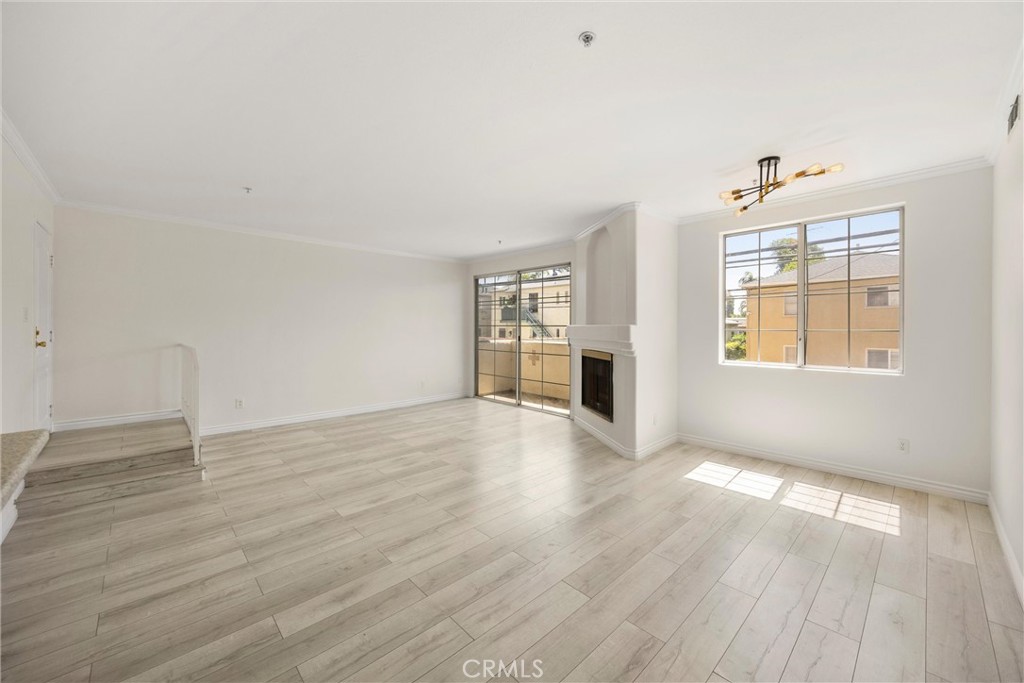 7122 La Tijera Boulevard H101