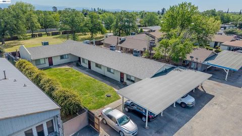 Photo of 5570 Mountain View Dr, Redding, CA 96003 (MLS # 41130154)