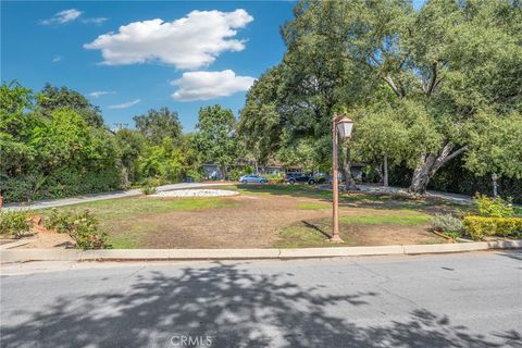 Photo of 827 Hampton Road Rd, Arcadia, CA 91006 (MLS # AR26002268)
