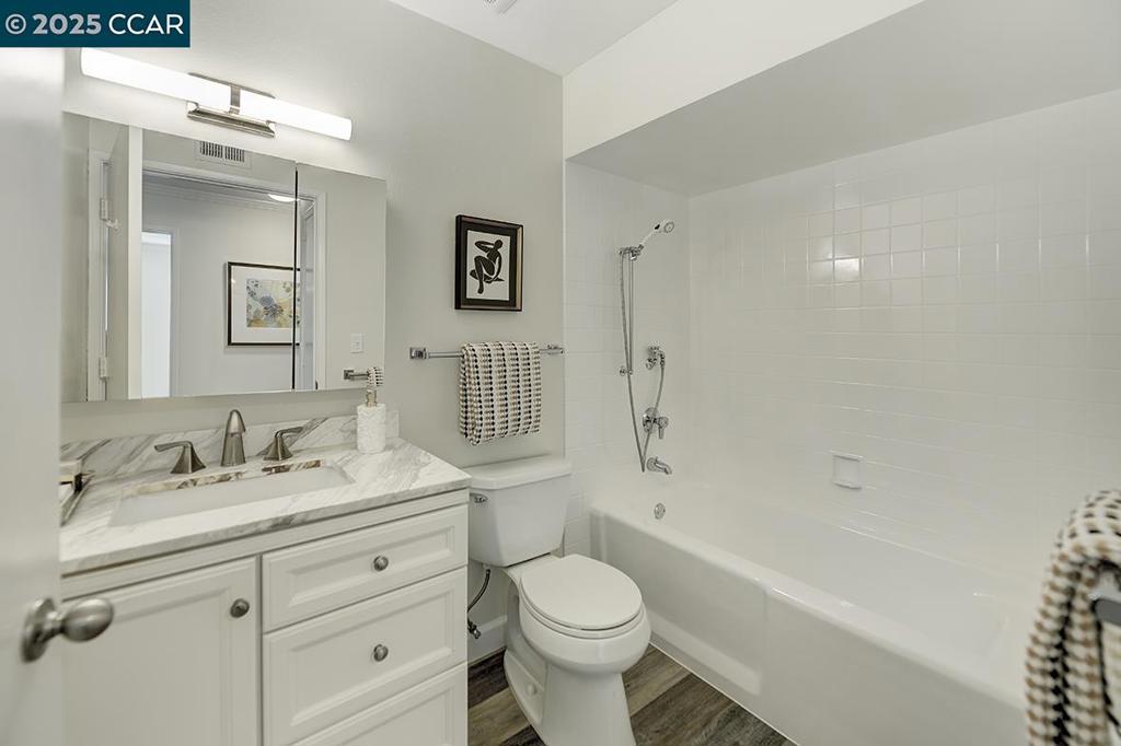 ROSSMOOR - Residential