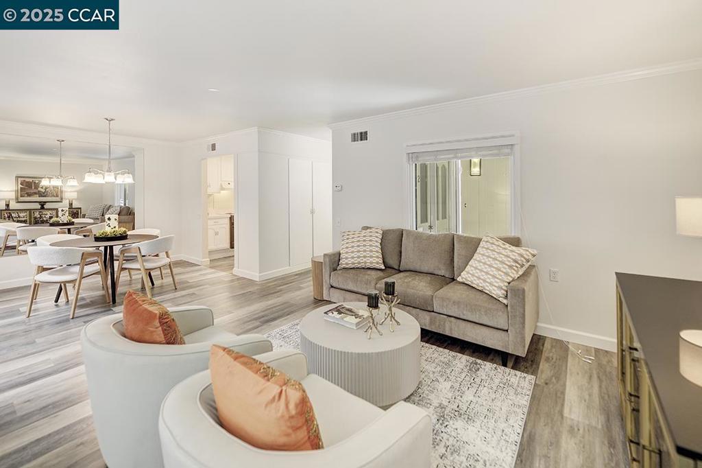 ROSSMOOR - Residential