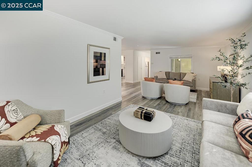 ROSSMOOR - Residential