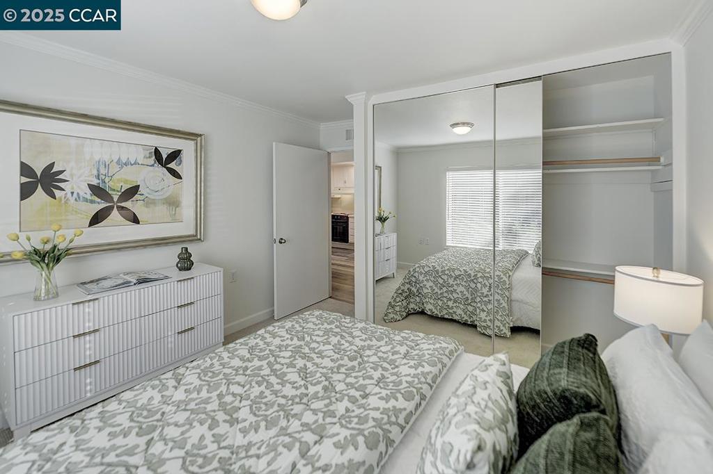 ROSSMOOR - Residential