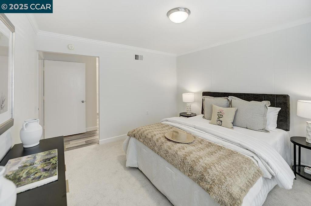 ROSSMOOR - Residential