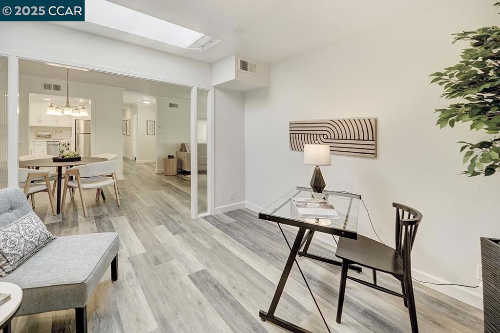 ROSSMOOR - Residential