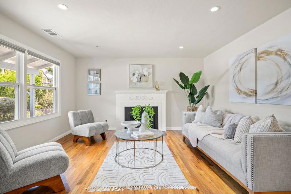 1035 Cherry Street