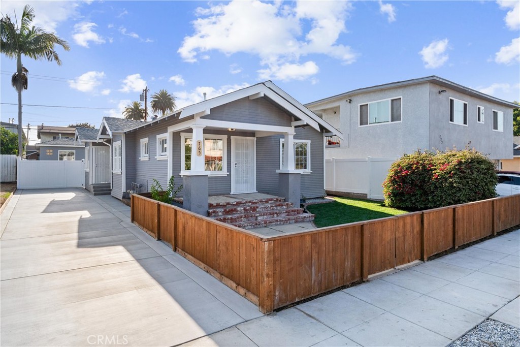 765 Loma Avenue 769