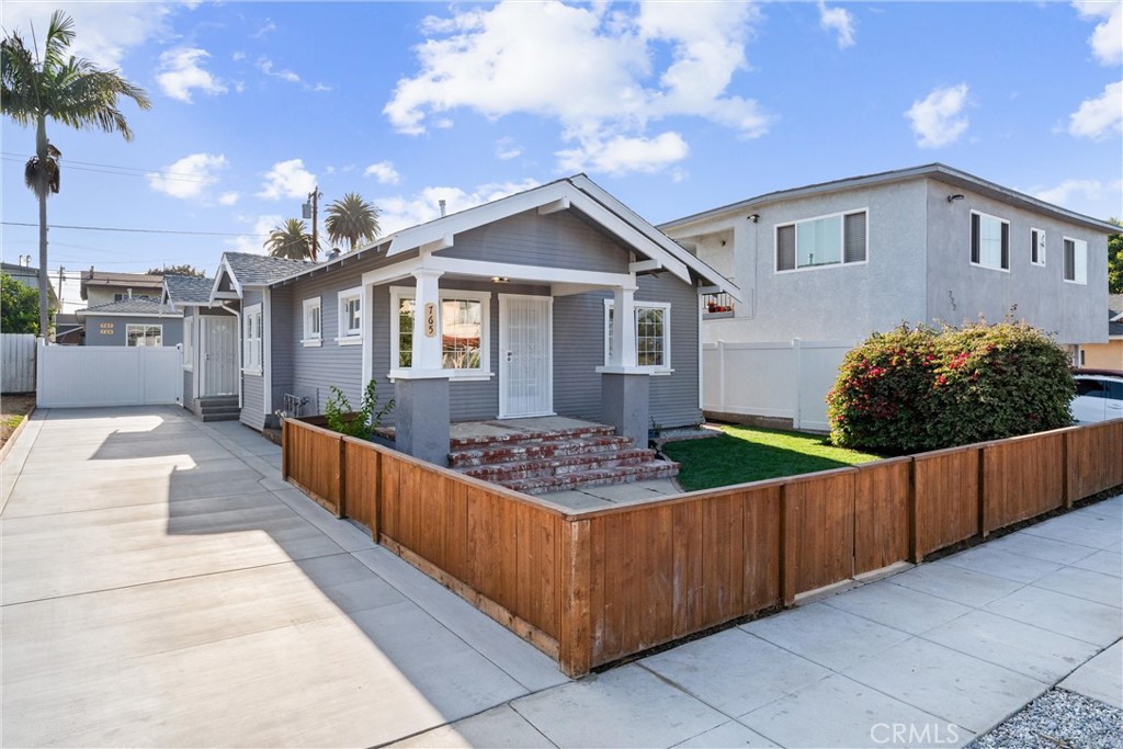 765 Loma Avenue 769