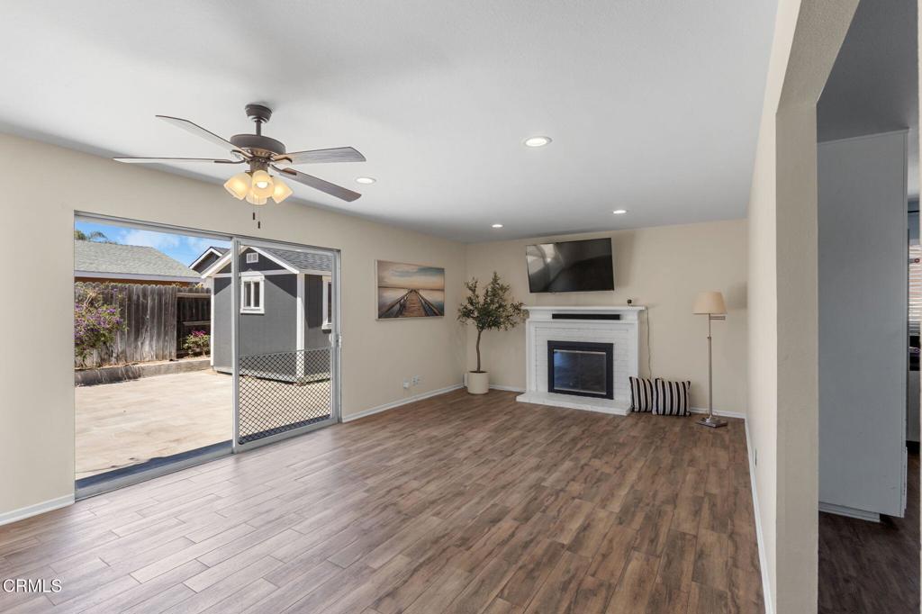 1001 Redwood Street