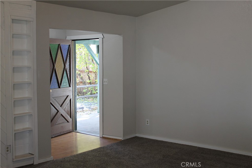 413 W North Shore