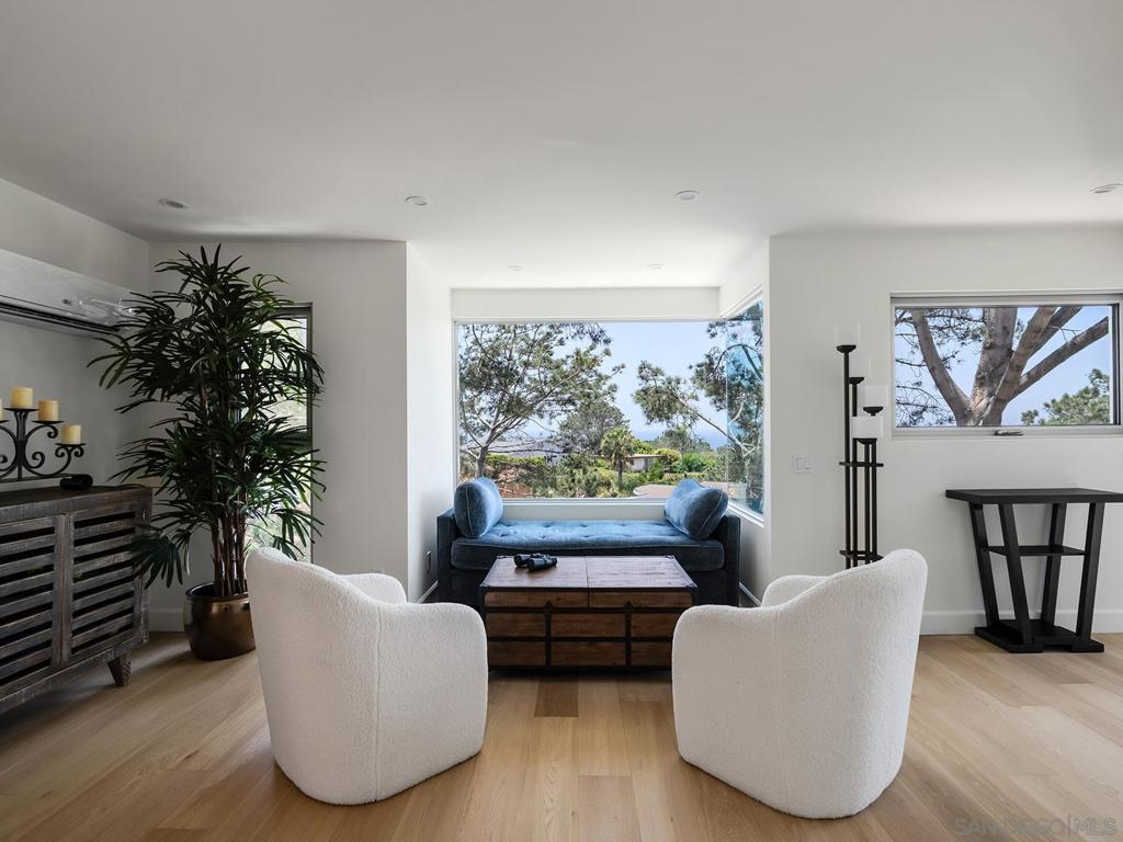 Del Mar - Residential