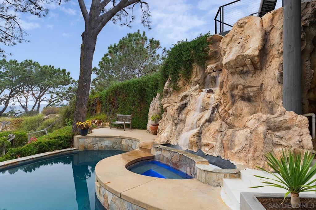 Del Mar - Residential