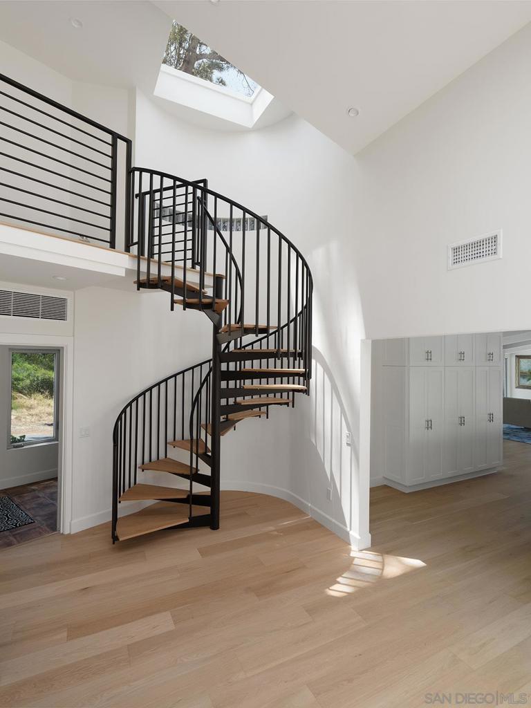 Del Mar - Residential